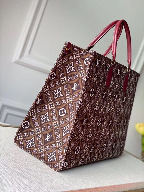 Louis Vuitton Onthego : Moppet Review