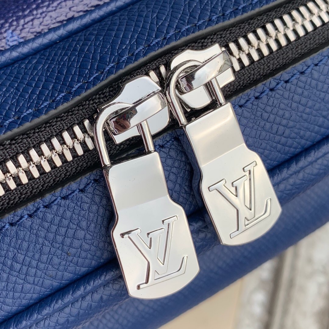 tas sling-bag Louis Vuitton Outdoor Bumbag Monogram Taiga White Men Sling  Bag