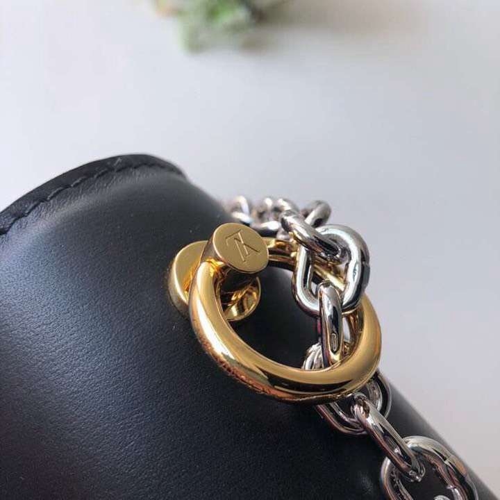 Louis Vuitton Pochette Twist Bag M90366 Black 2019 (F-9010233 )