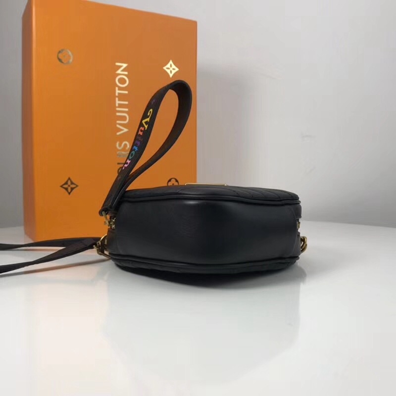 Louis Vuitton Calfskin Heart Bag New Wave Bag M52794 Black 2019 (XYS-9011805 )