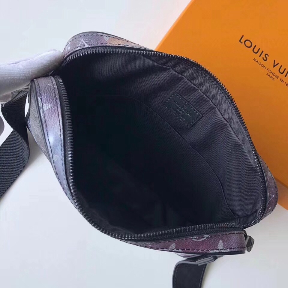 Louis Vuitton Galleria MM, Luxury, Bags & Wallets on Carousell