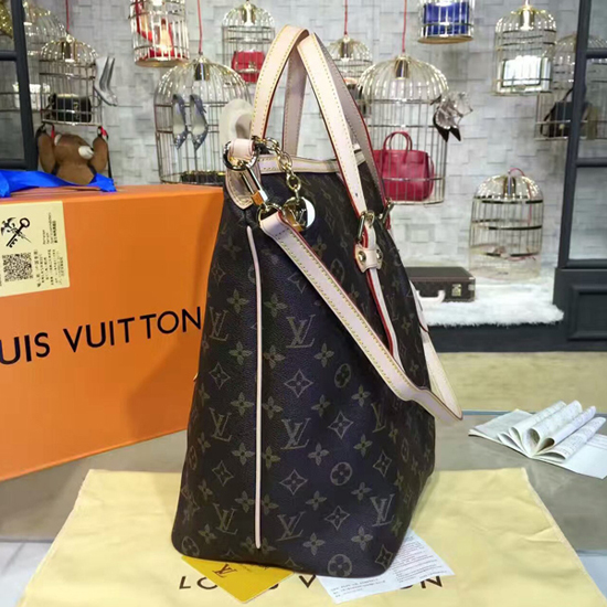 Louis Vuitton Monogram Canvas Palermo GM Bag For Sale at 1stDibs  lv  palermo gm, louis vuitton palermo gm, louis vuitton monogram bag