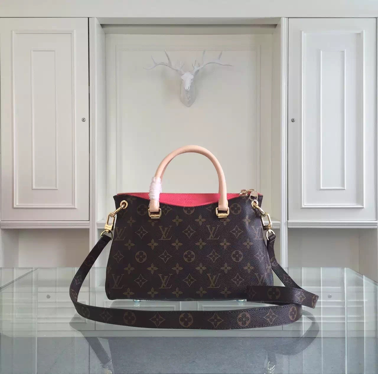 Louis Vuitton, Bags, Iso Louis Vuitton Ballerine Bag Any Style