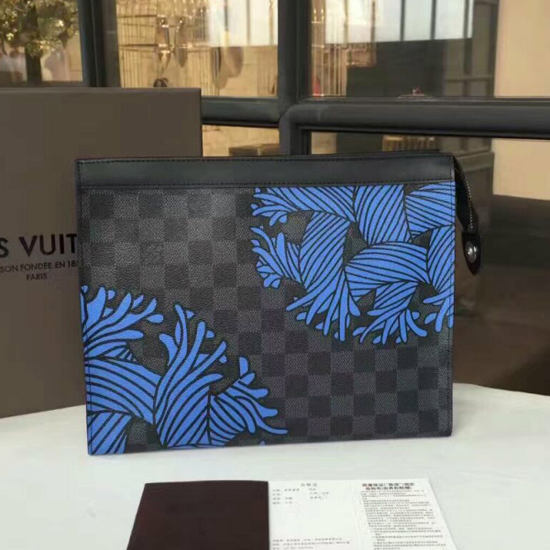 Louis Vuitton - Pochette Alpha Monogram Galaxy - Clutch bag in