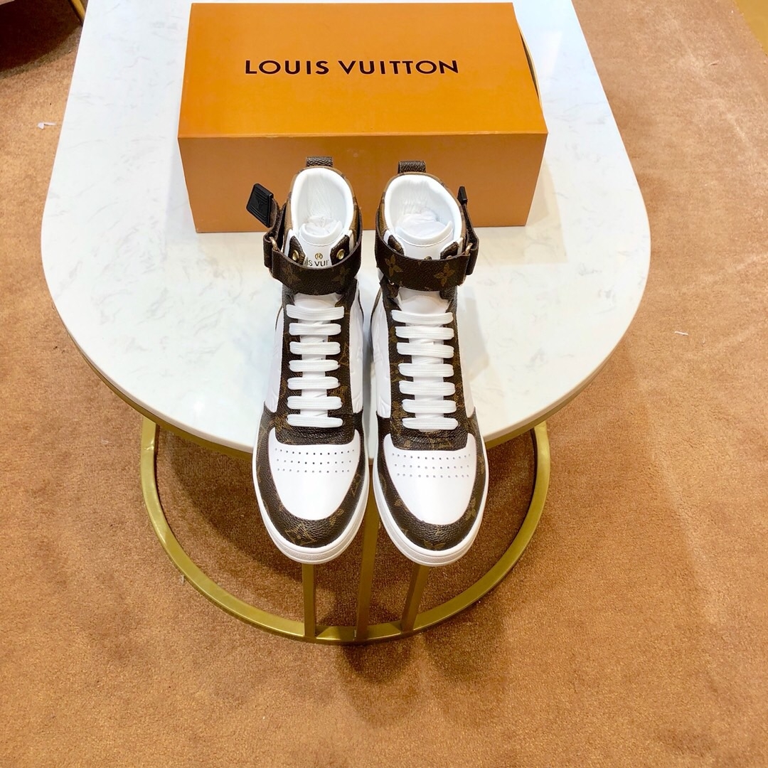 Louis Vuitton Boombox High-Top Sneaker Boot 1A5MWJ 2019 (1054-9070306 )