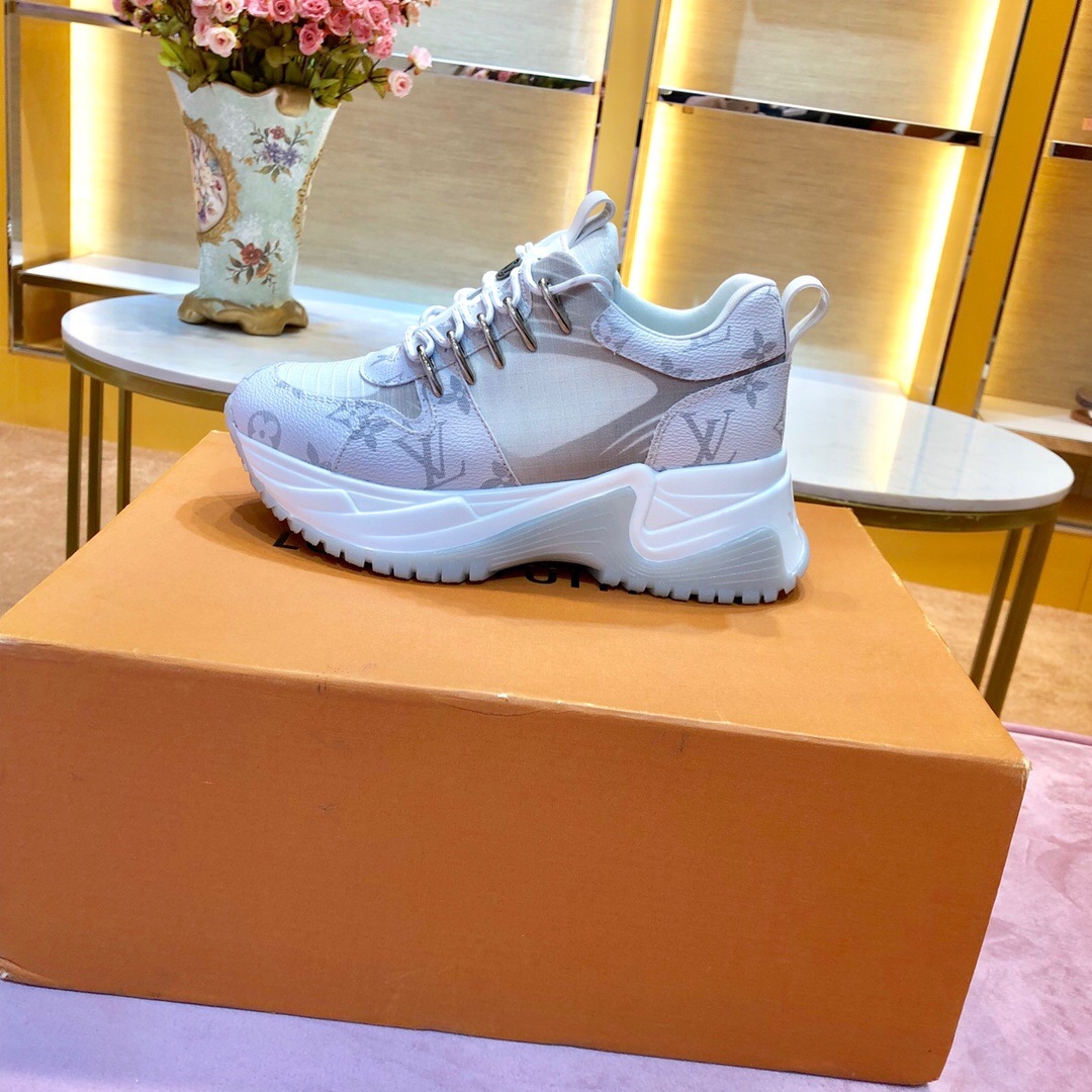 Louis Vuitton Run Away Pulse Sneakers White/Light Gray 2019 (SIYA-9040841 )